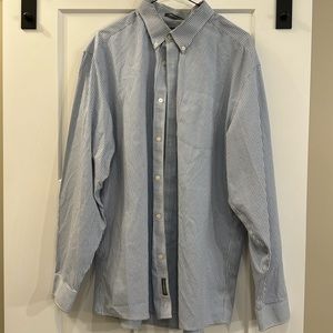 Eddie Bauer men’s button down shirt XL relaxed fit